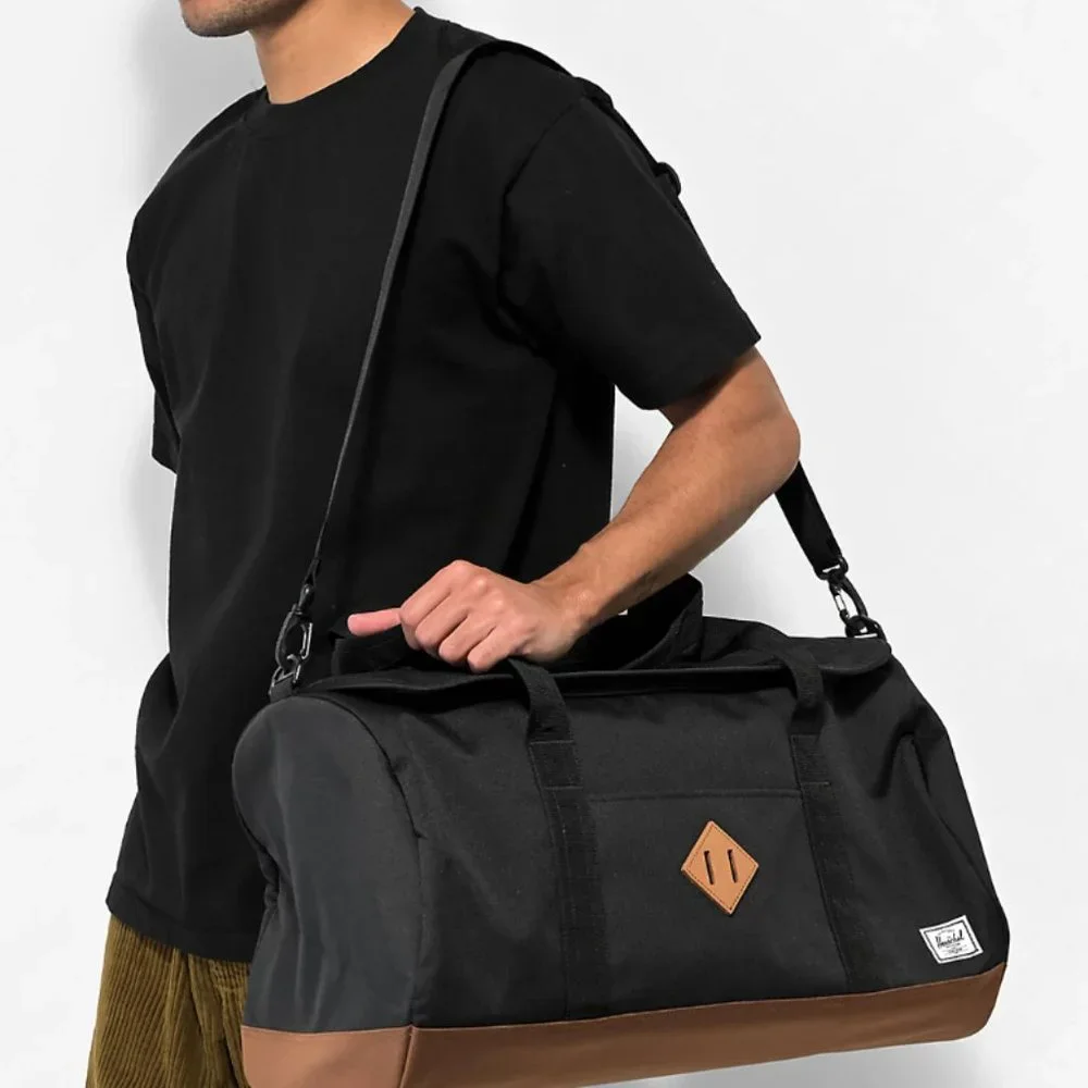 NWT! Herschel Heritage Duffle Black‎